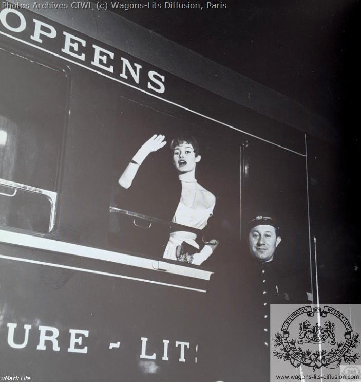 Wl brigitte bardot expo paris 1955