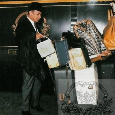 Wl henry salvador train bleu