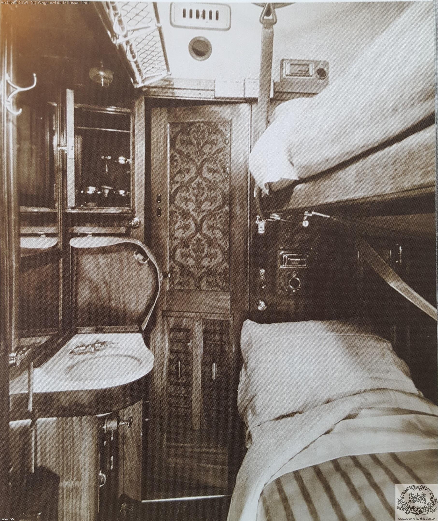 Wl interieur compartiment vers 1900